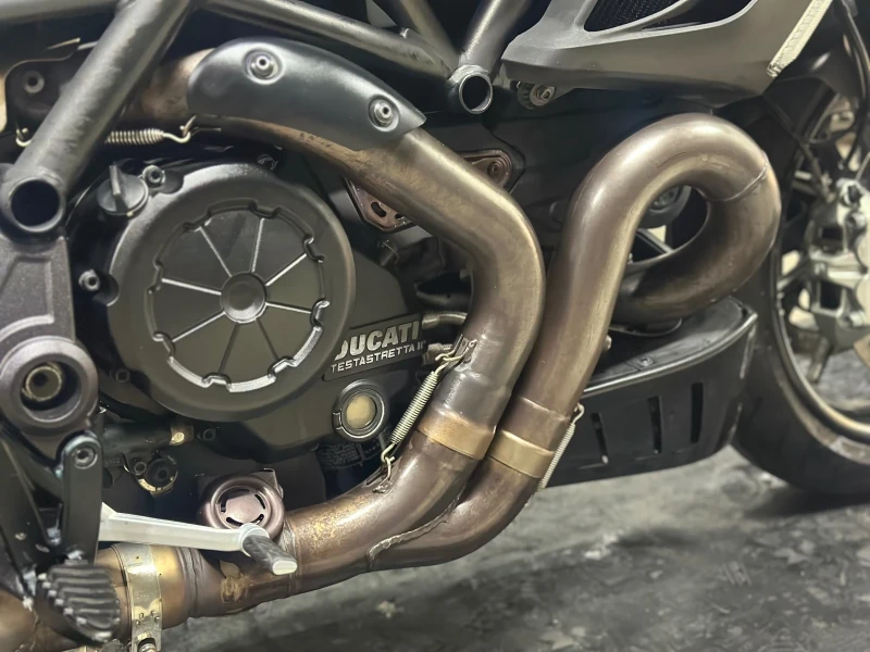 Ducati Diavel CARBON ЛИЗИНГ/БАРТЕР, снимка 10 - Мотоциклети и мототехника - 50393452