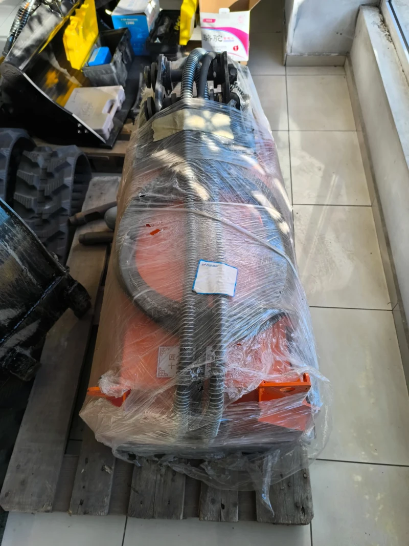 Багер Друга марка Нов багер, снимка 9 - Индустриална техника - 52220888