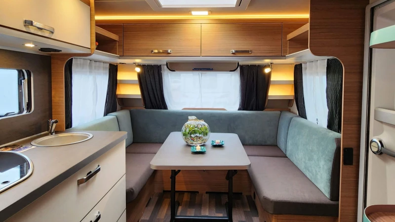 Каравана Weinsberg CaraOne 550UK 2025, снимка 6 - Каравани и кемпери - 50739824