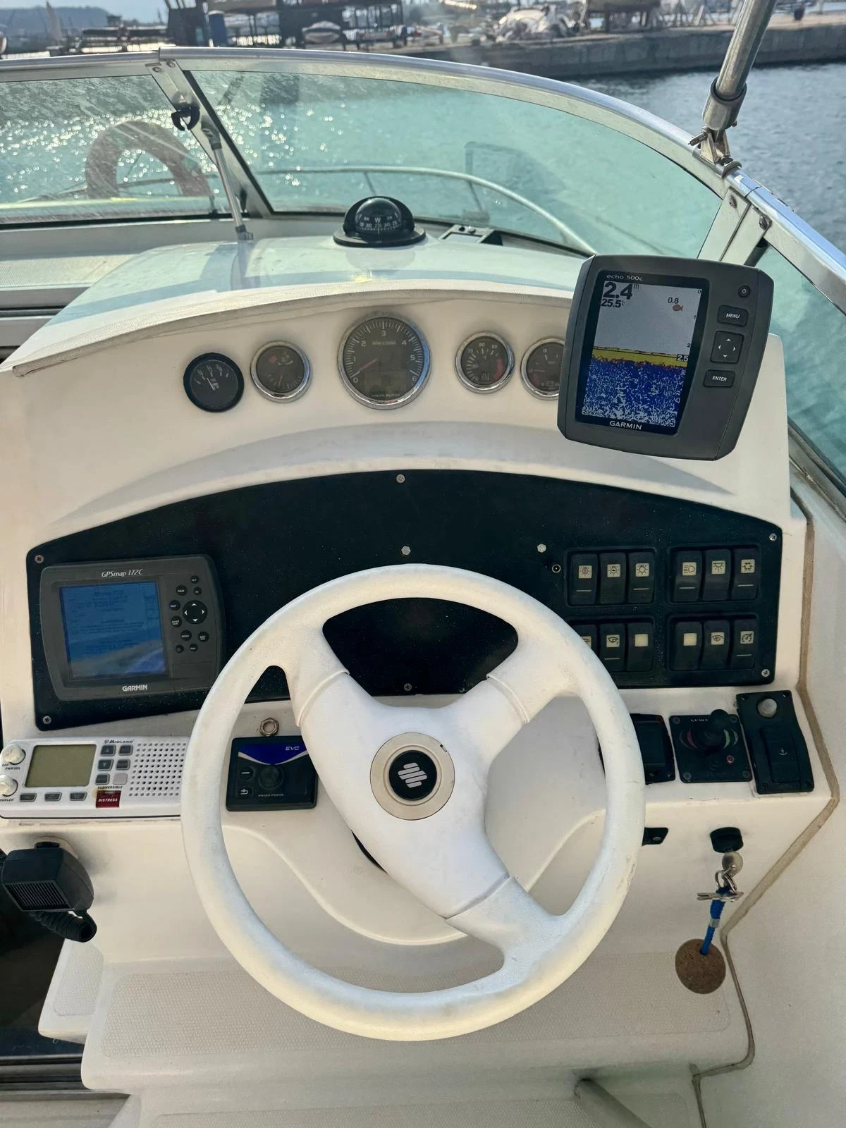 ������� ���� Cruisers 27 | Mobile.bg � ����������� 4