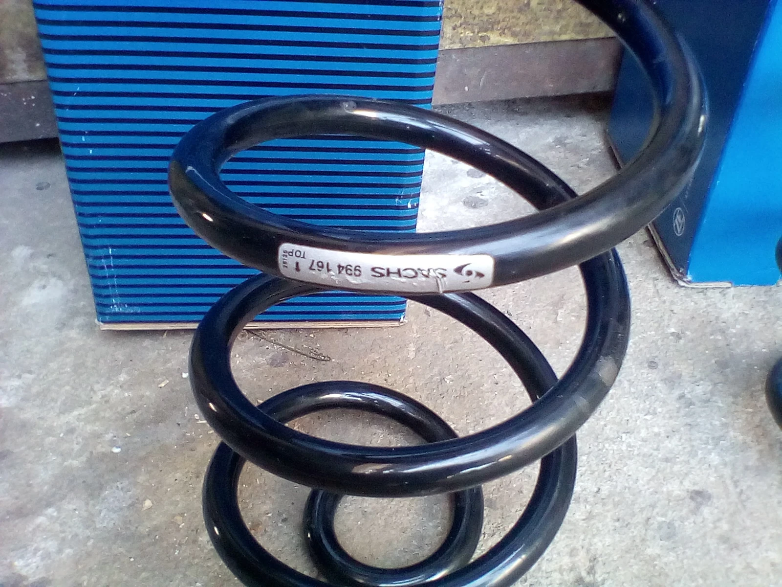 Продава пружини за Рено Модус