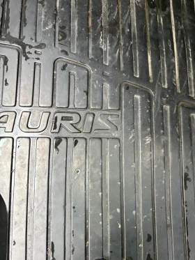 Toyota Auris, снимка 7