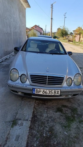 Mercedes-Benz CLK 230 kompresor sport, снимка 2