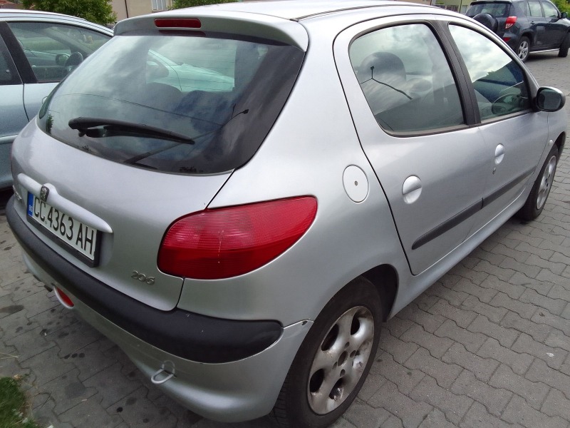 Peugeot 206, снимка 4 - Автомобили и джипове - 46561718