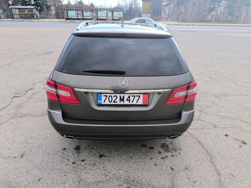 Mercedes-Benz E 350 CDI 4MATIC PANORAMA, снимка 6 - Автомобили и джипове - 49152336