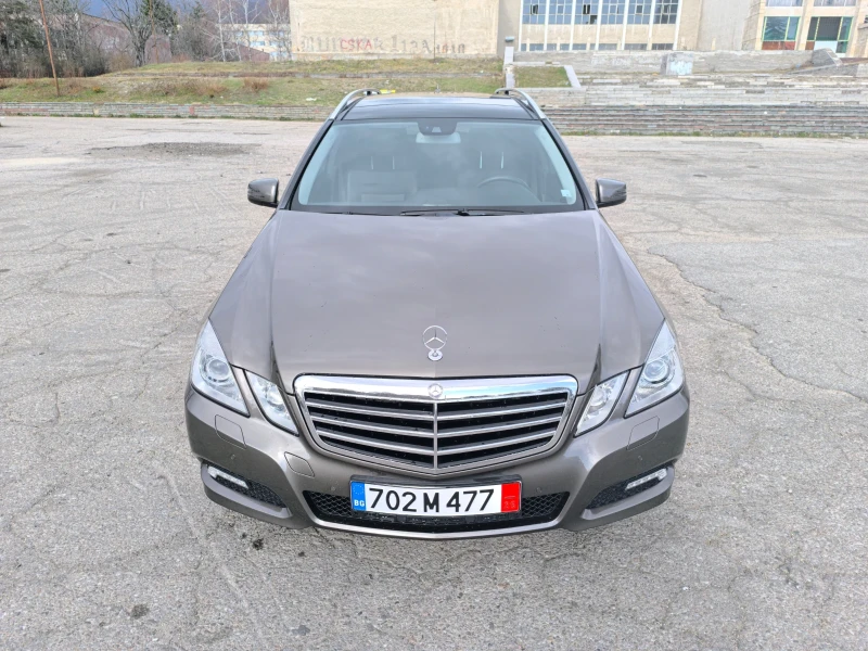 Mercedes-Benz E 350 CDI 4MATIC PANORAMA, снимка 2 - Автомобили и джипове - 49152336