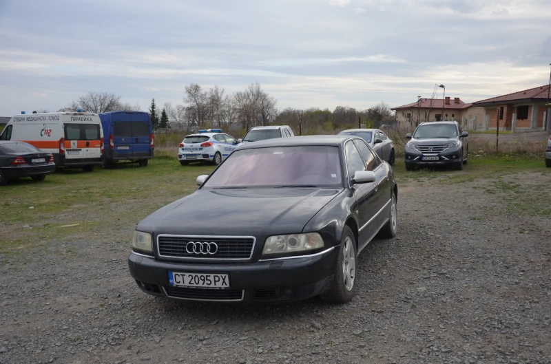 Audi A8 D2 FACELIFT 4.2 QUATTRO, снимка 2 - Автомобили и джипове - 49653272