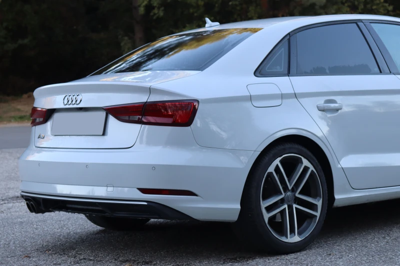 Audi A3 2.0 TFSI, снимка 4 - Автомобили и джипове - 52411200