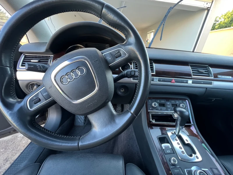 Audi A8, снимка 6 - Автомобили и джипове - 52261683