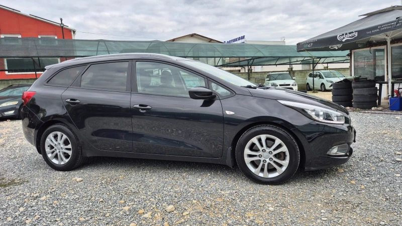 Kia Ceed 1.6, снимка 7 - Автомобили и джипове - 52041271