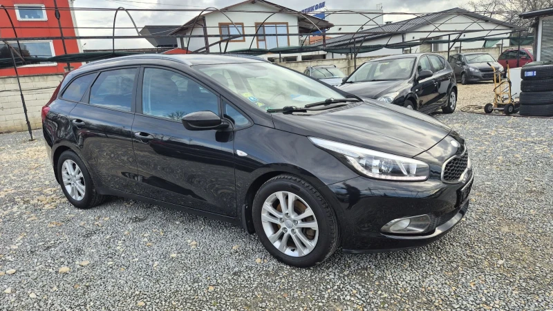 Kia Ceed 1.6, снимка 6 - Автомобили и джипове - 52041271