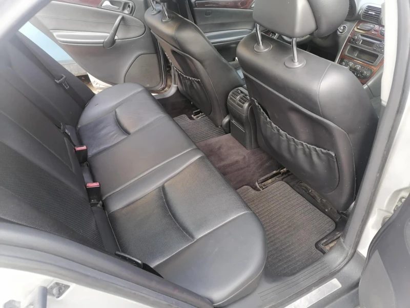 Mercedes-Benz C 320 ELEGANCE, снимка 13 - Автомобили и джипове - 52380384