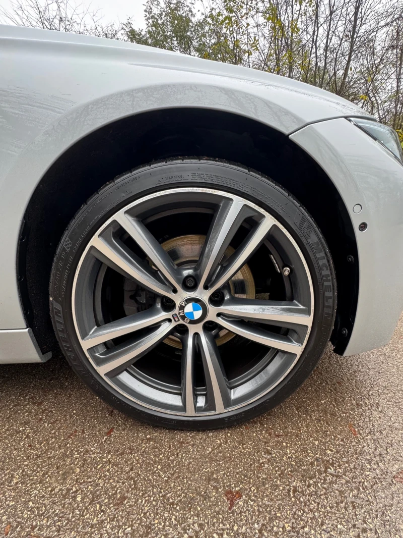BMW 330 d xDrive M-pack LCI, снимка 7 - Автомобили и джипове - 52514094