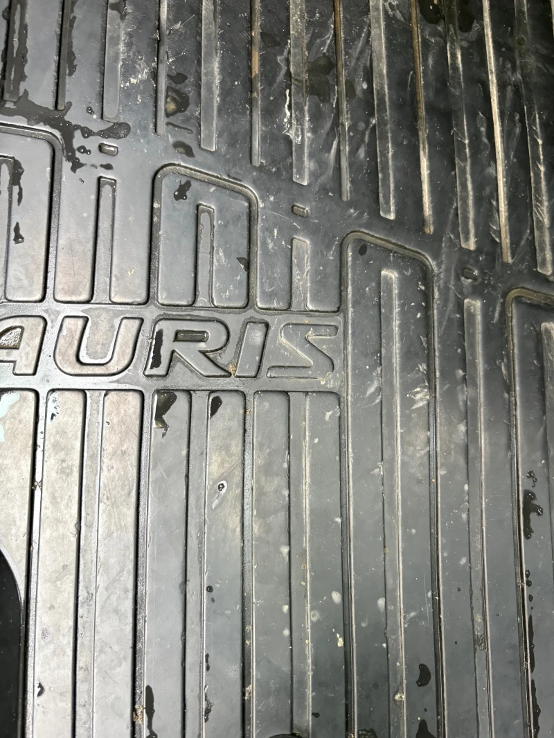 Toyota Auris, снимка 7 - Автомобили и джипове - 52654626