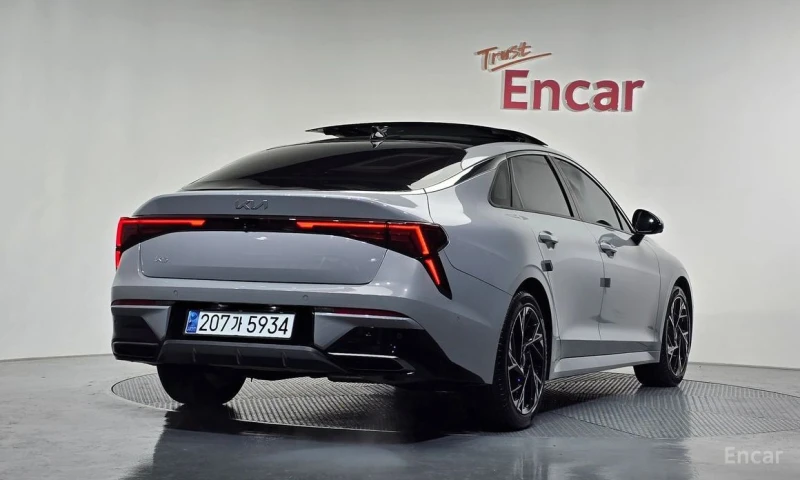 Kia K5, снимка 2 - Автомобили и джипове - 52692130