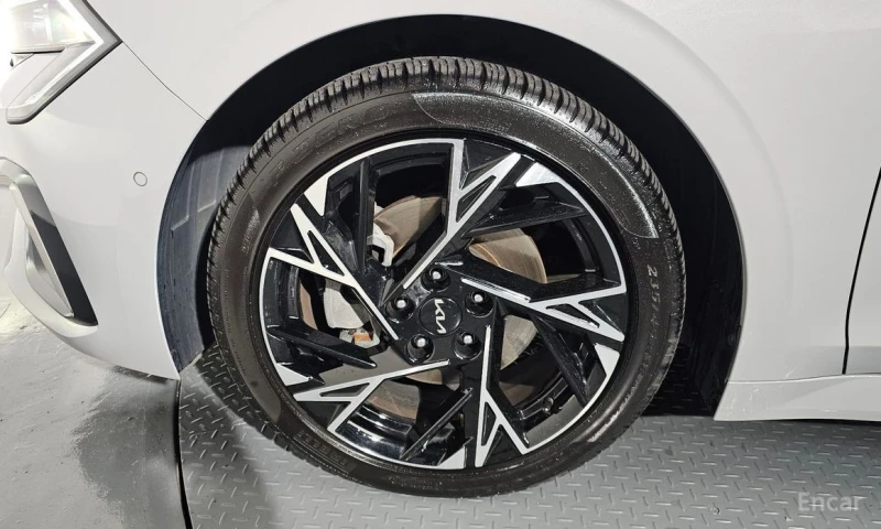 Kia K5, снимка 5 - Автомобили и джипове - 52692130