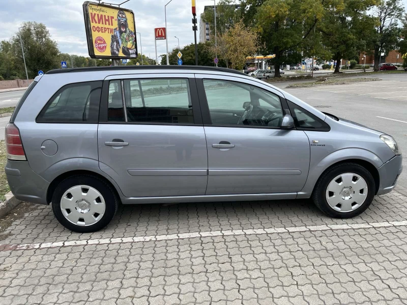 Opel Zafira 1.6 CNG, снимка 3 - Автомобили и джипове - 52809545