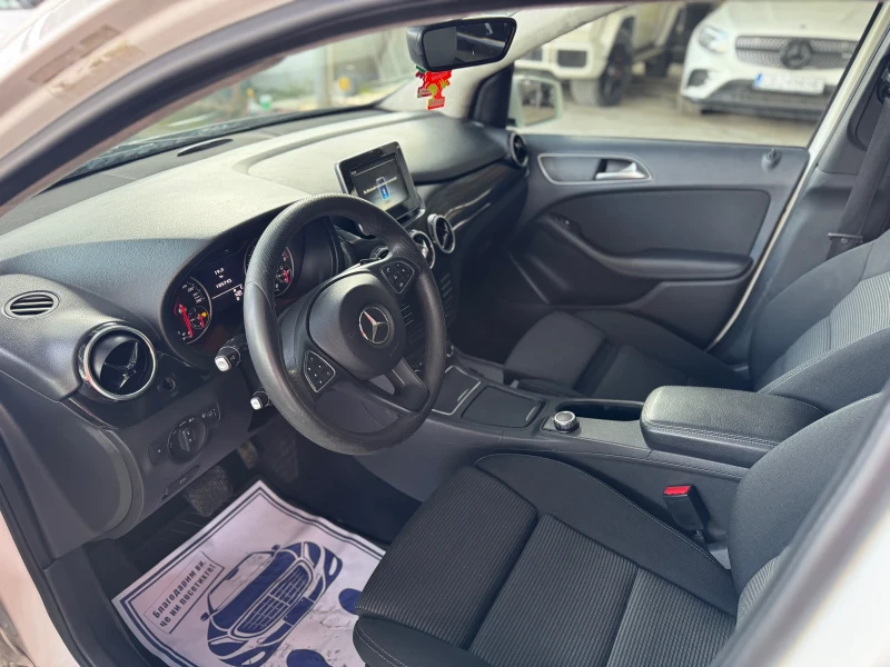 Mercedes-Benz B 220, снимка 14 - Автомобили и джипове - 52868372