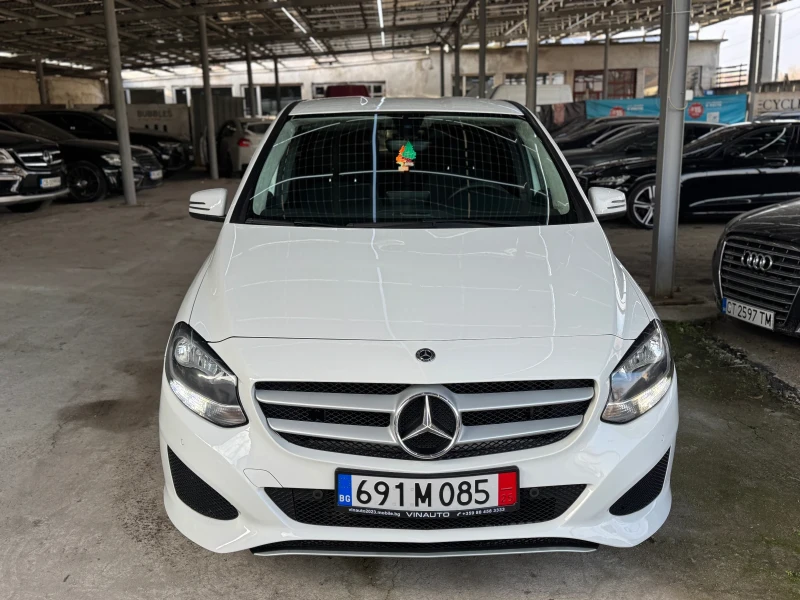 Mercedes-Benz B 220