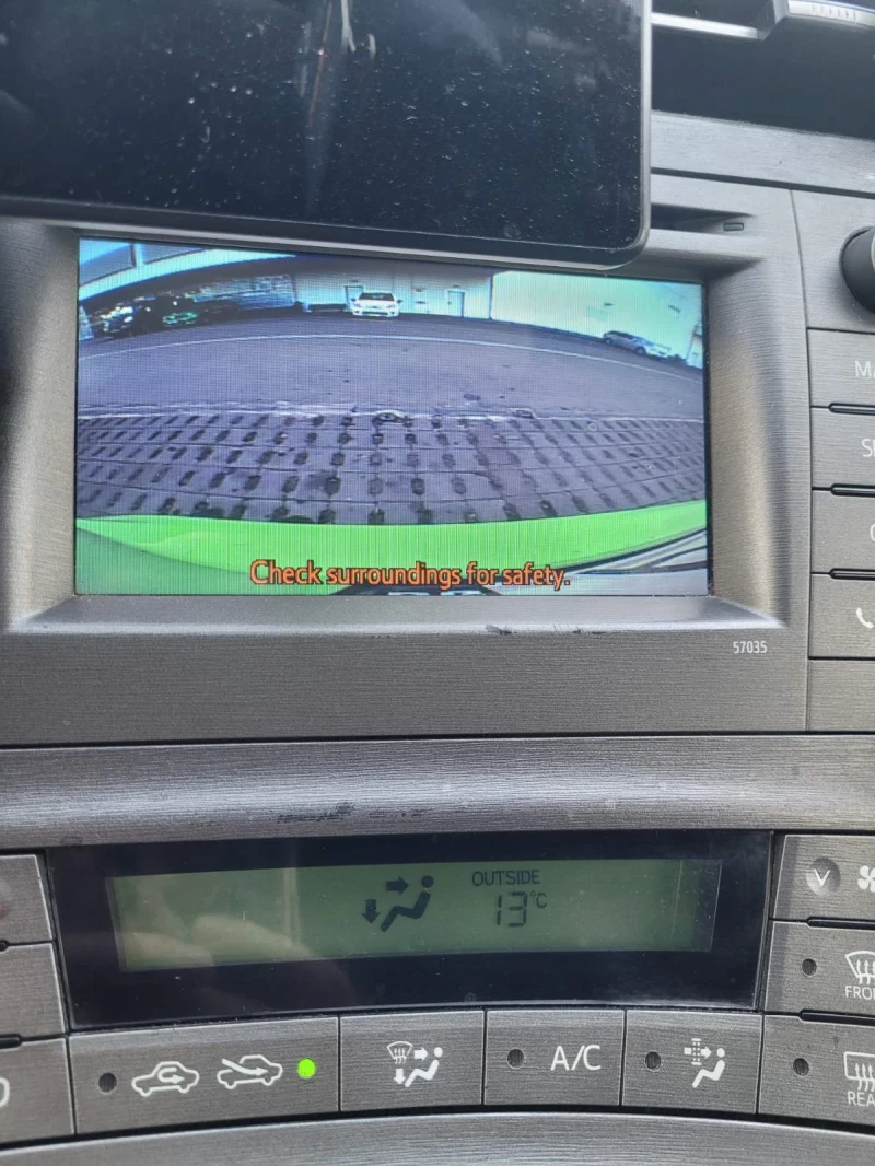 Toyota Prius 1.8 Hybrid-Facelift-TAXI, снимка 9 - Автомобили и джипове - 52908413