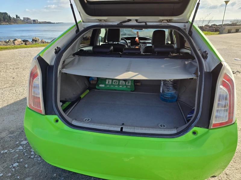 Toyota Prius 1.8 Hybrid-Facelift-TAXI, снимка 13 - Автомобили и джипове - 52908413