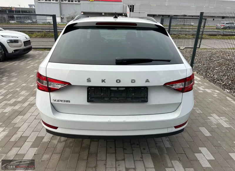 Skoda Superb AMBITION/150HP/CAM/AHK/NAVI/KLESS/ACC/691g, снимка 6 - Автомобили и джипове - 53074946