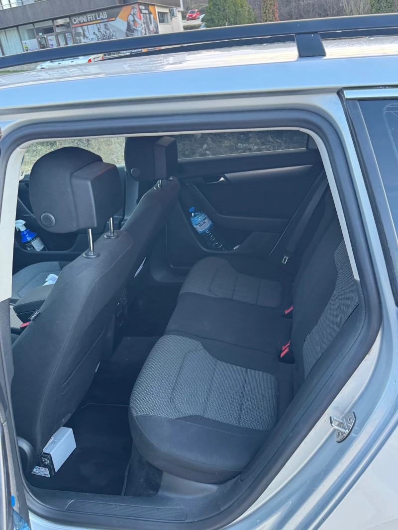 VW Passat B7 2.0 TDI 140hp, снимка 10 - Автомобили и джипове - 53405010