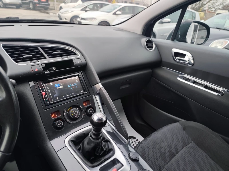 Peugeot 3008 1.6HDI НАВИ, снимка 14 - Автомобили и джипове - 53436490