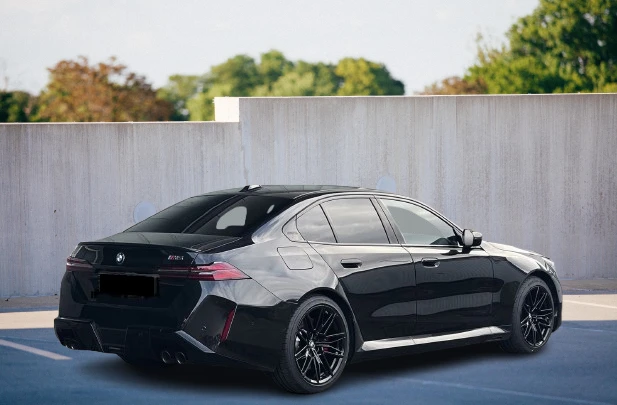BMW M5 = Individual= Shadow Line Гаранция - изображение 2