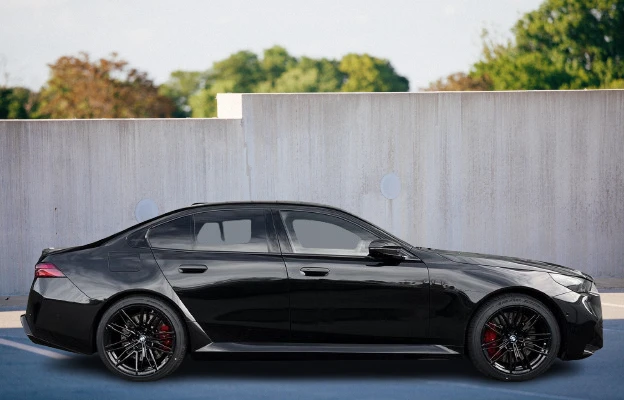 BMW M5 = Individual= Shadow Line Гаранция - изображение 3