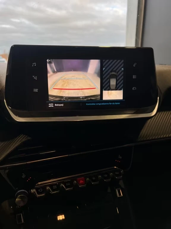 Peugeot 208 1.5hdi Allure 102ps - изображение 9