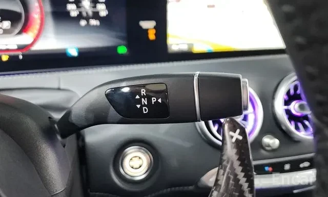 Mercedes-Benz S 63 AMG 4MATIC+ , снимка 12 - Автомобили и джипове - 55773085