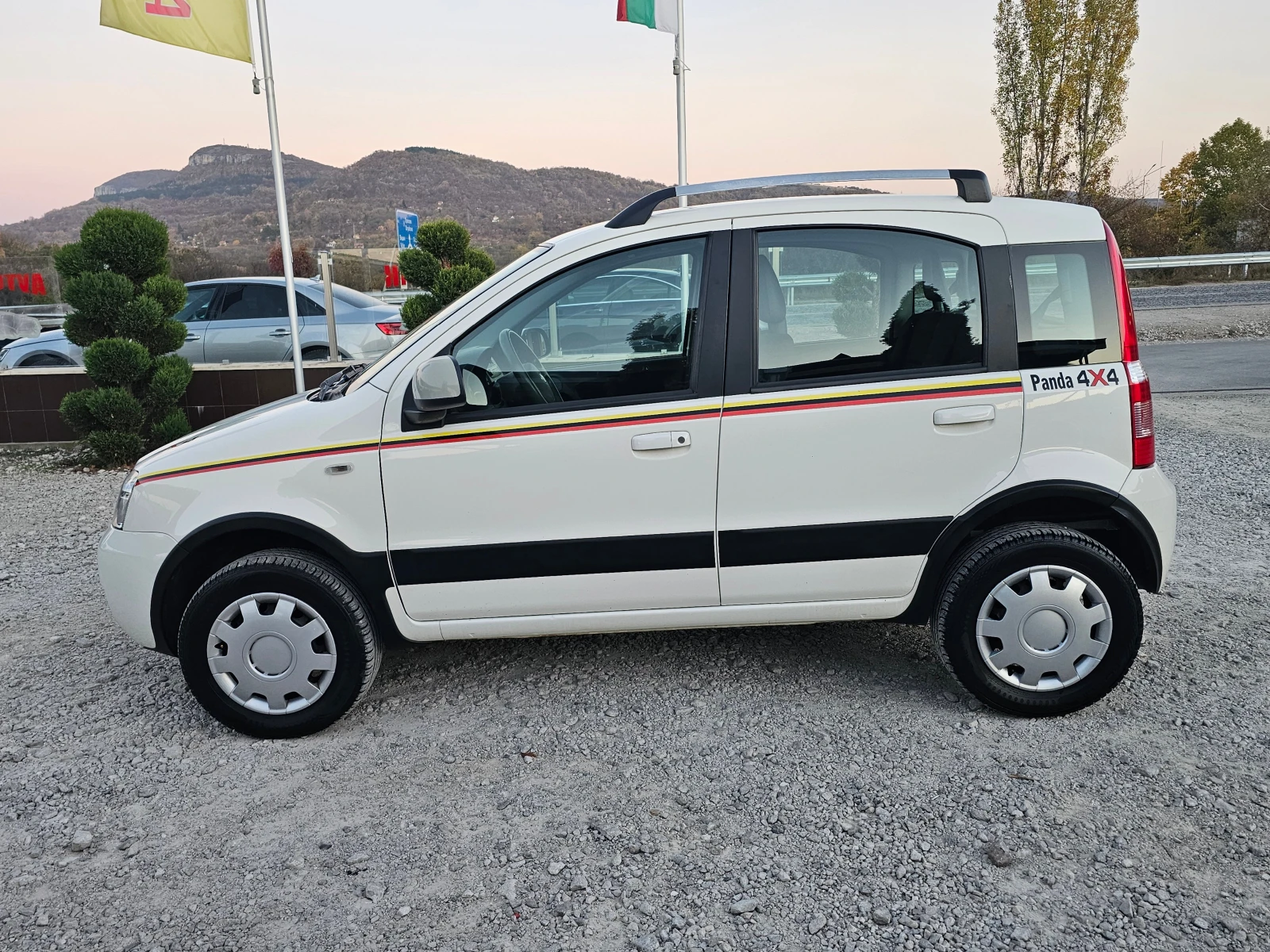 Fiat Panda 1.25 КЛИМАТИК !! 4X4 !! РЕАЛНИ КИЛОМЕТРИ!! ЕВРО 5  - изображение 2