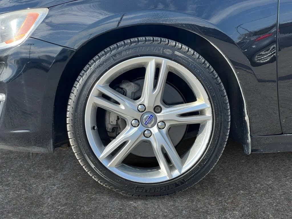 Volvo S60 * T5* АвтоКредит (ЦЕНА ДО БГ) - изображение 9