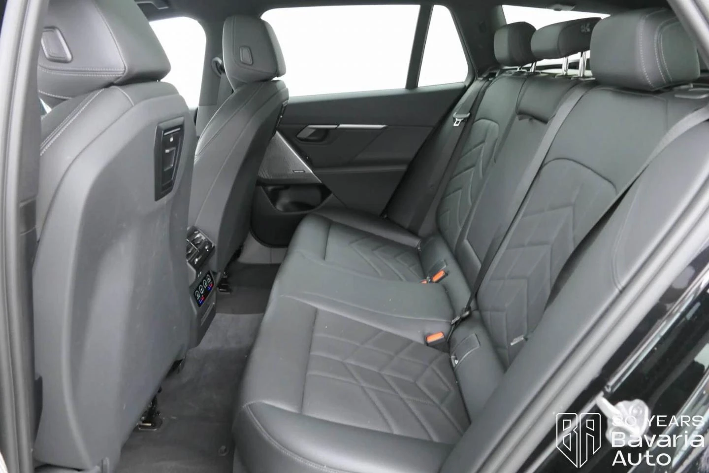 BMW 520 d Touring M Sport Paket - изображение 8