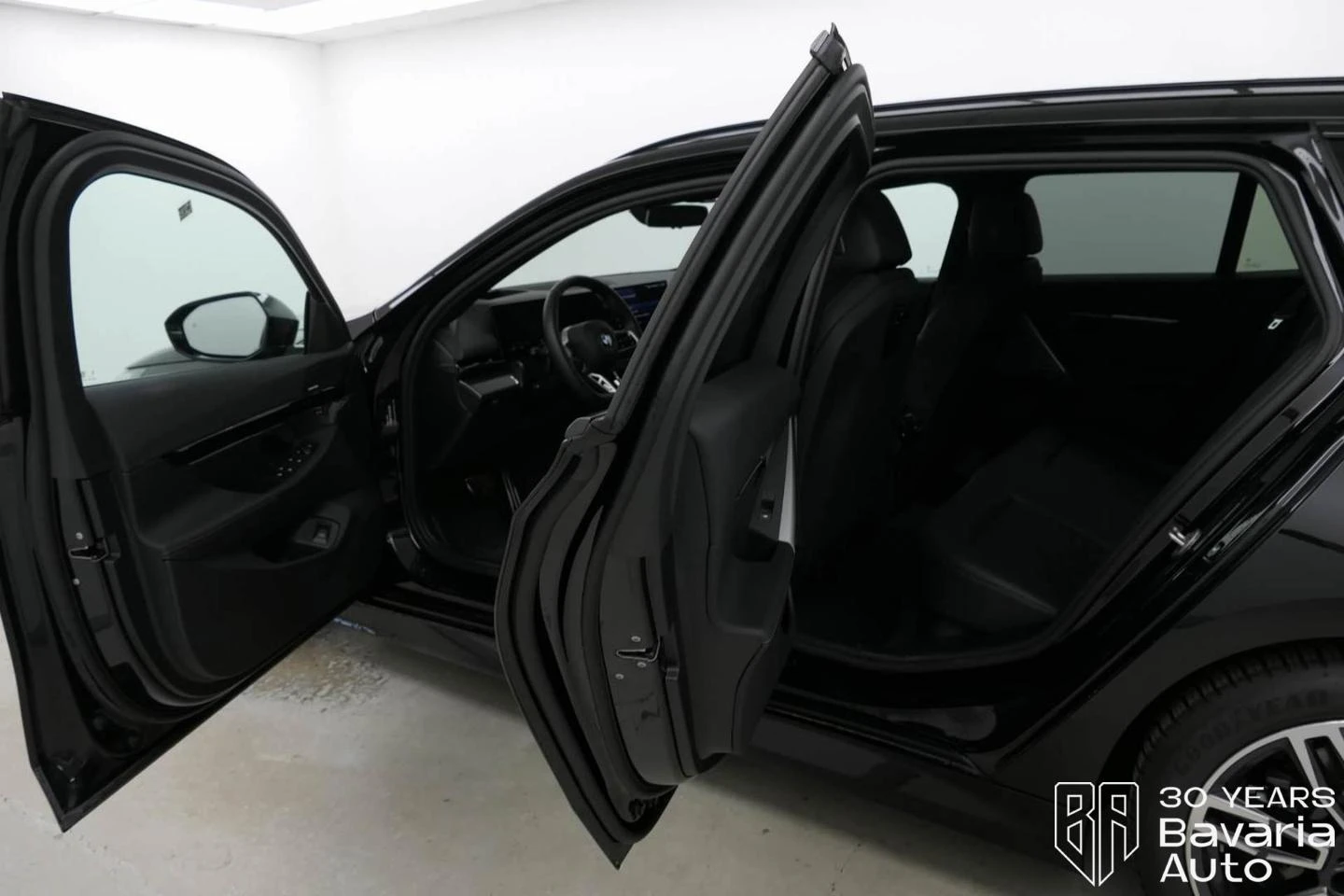 BMW 520 d Touring M Sport Paket - изображение 5