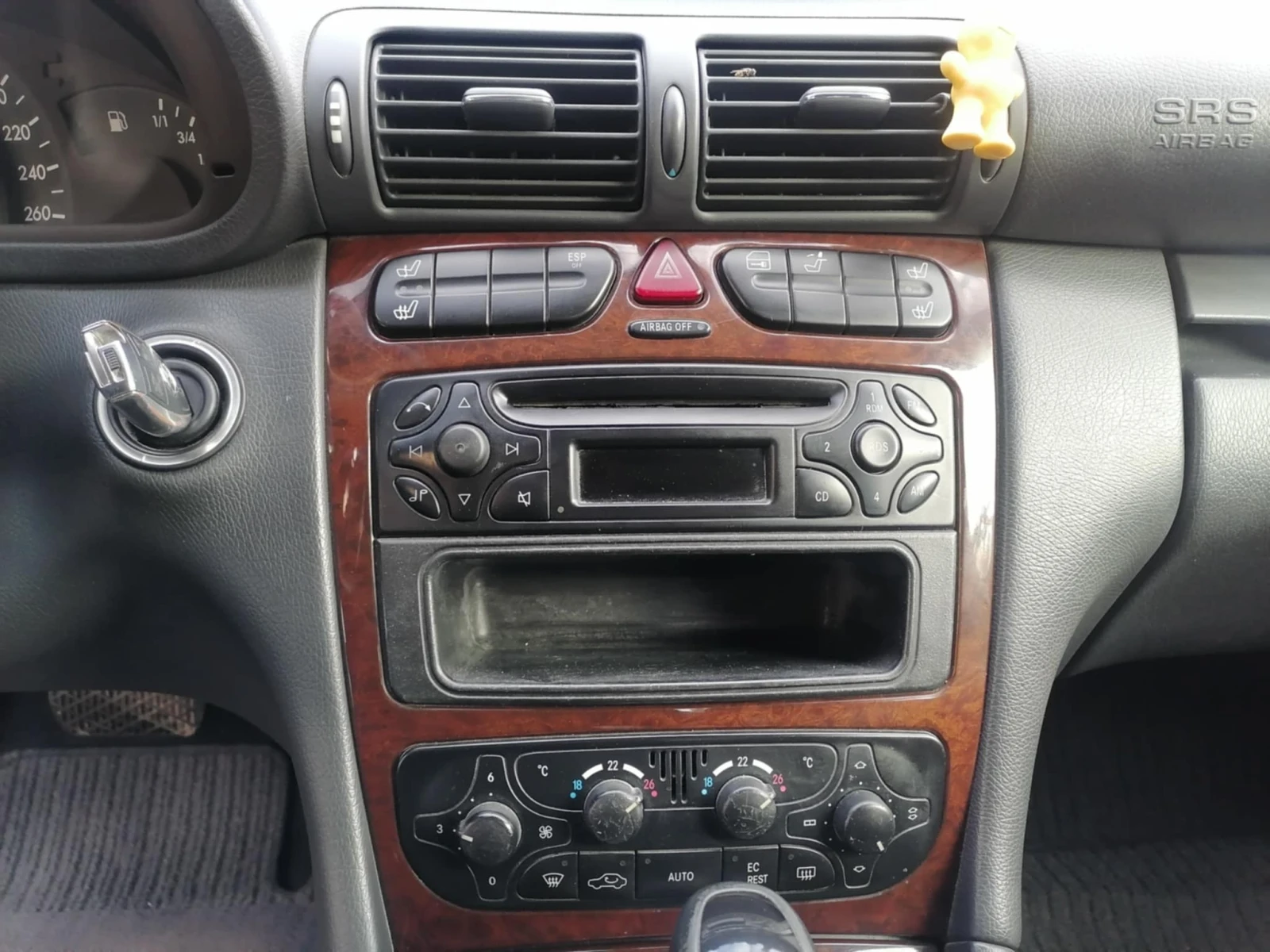 Mercedes-Benz C 320 ELEGANCE - изображение 8