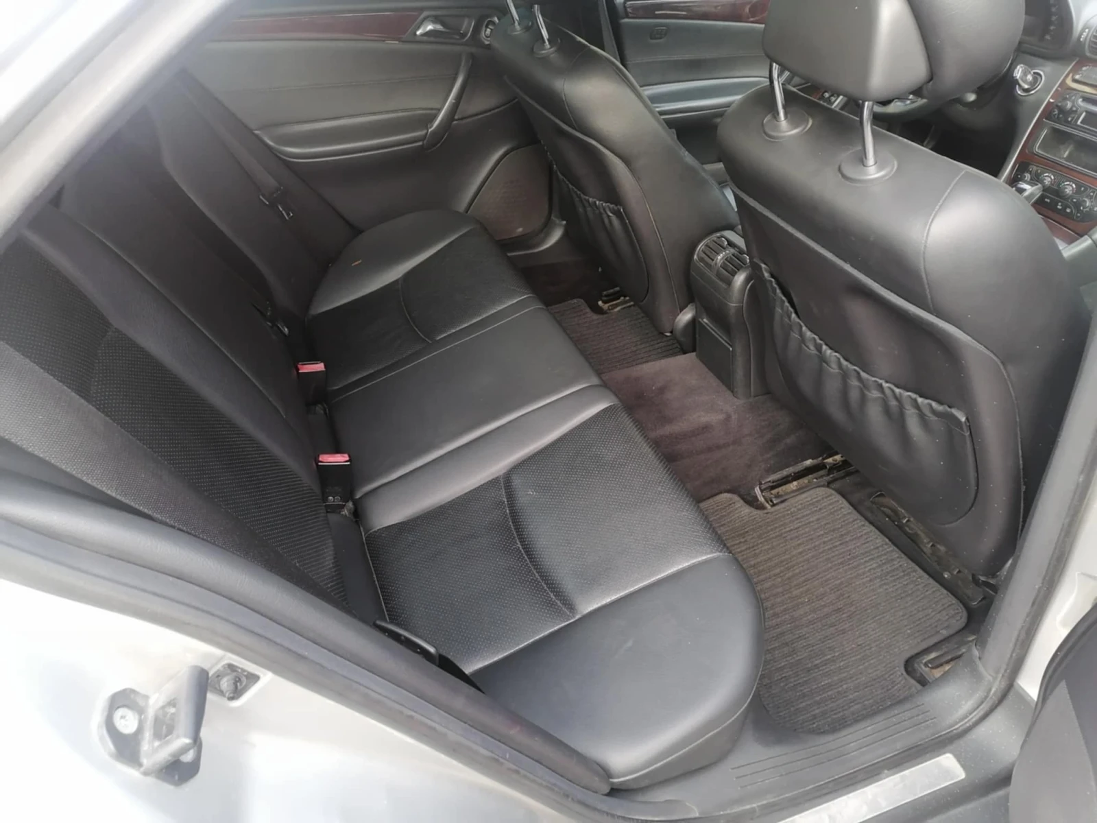 Mercedes-Benz C 320 ELEGANCE/ LPG, снимка 14 - Автомобили и джипове - 53963612