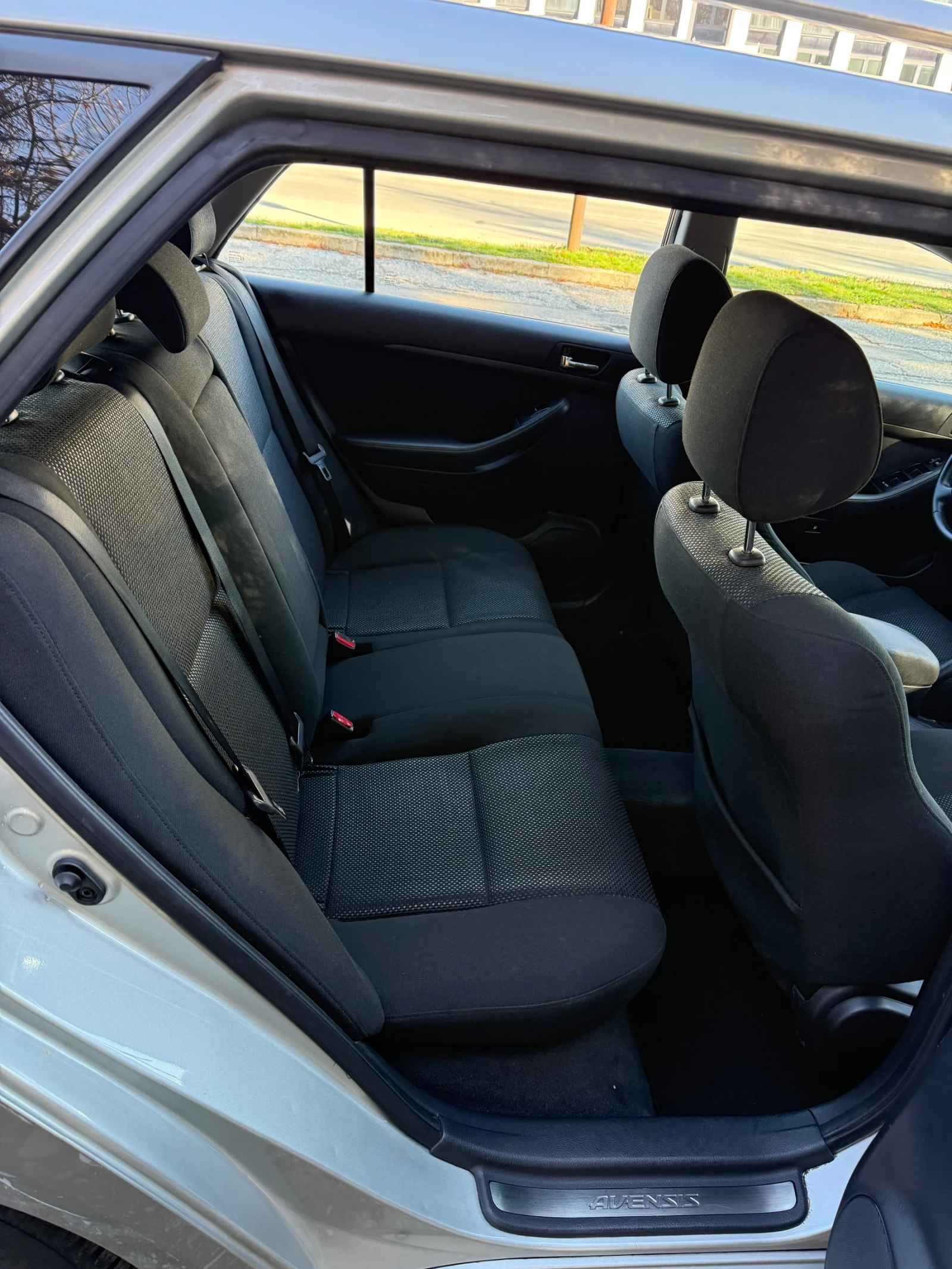 Toyota Avensis T25 2.0D УНИКАТ! ПЕРФЕКТНА! - изображение 9