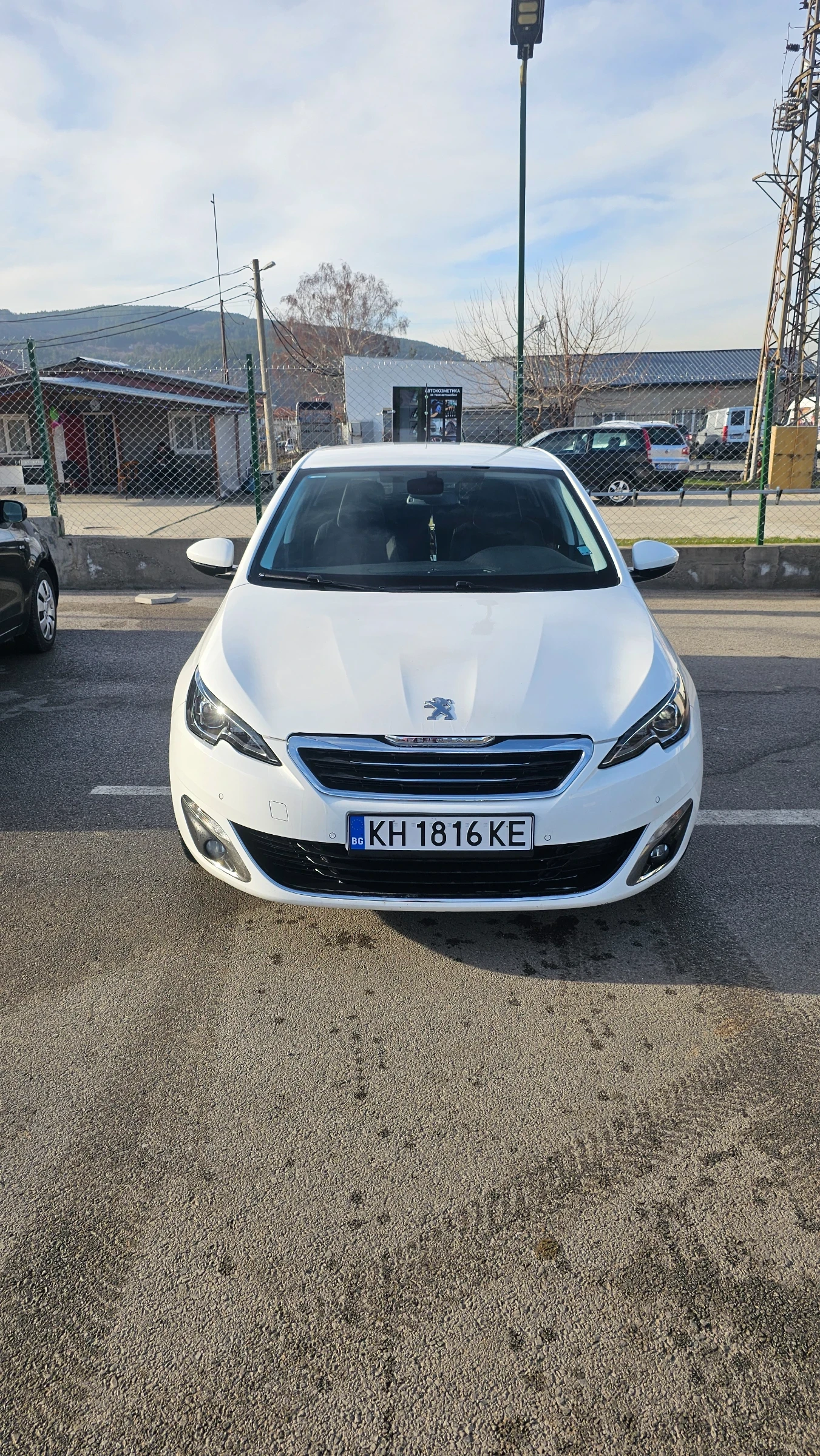 Peugeot 308 1.6HDI ALLURE - изображение 2