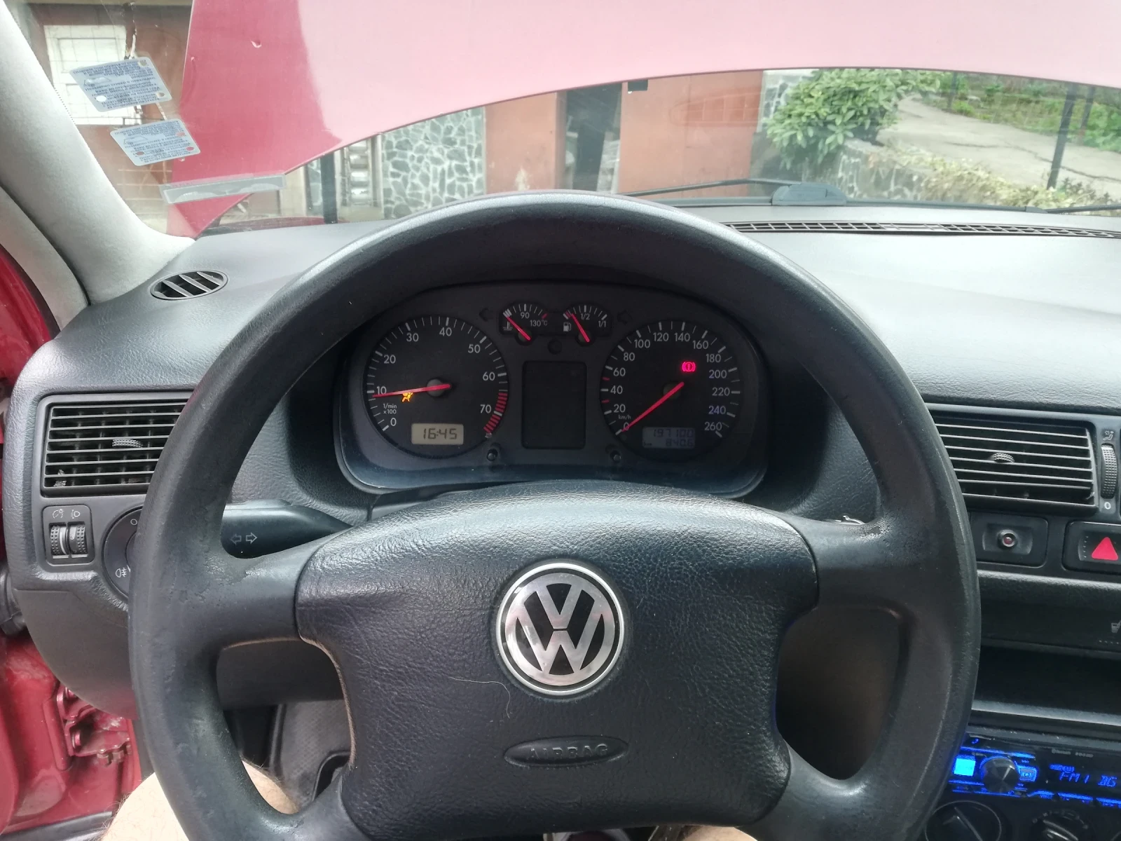 VW Golf 1600 - изображение 6