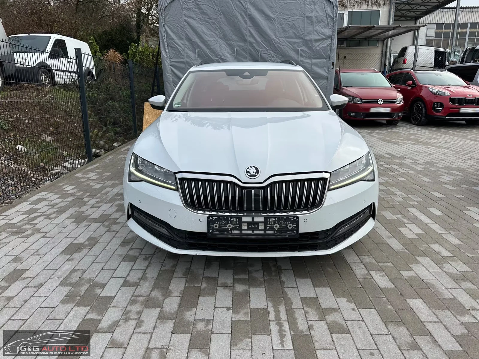 Skoda Superb AMBITION/150HP/CAM/AHK/NAVI/KLESS/ACC/691g - изображение 2