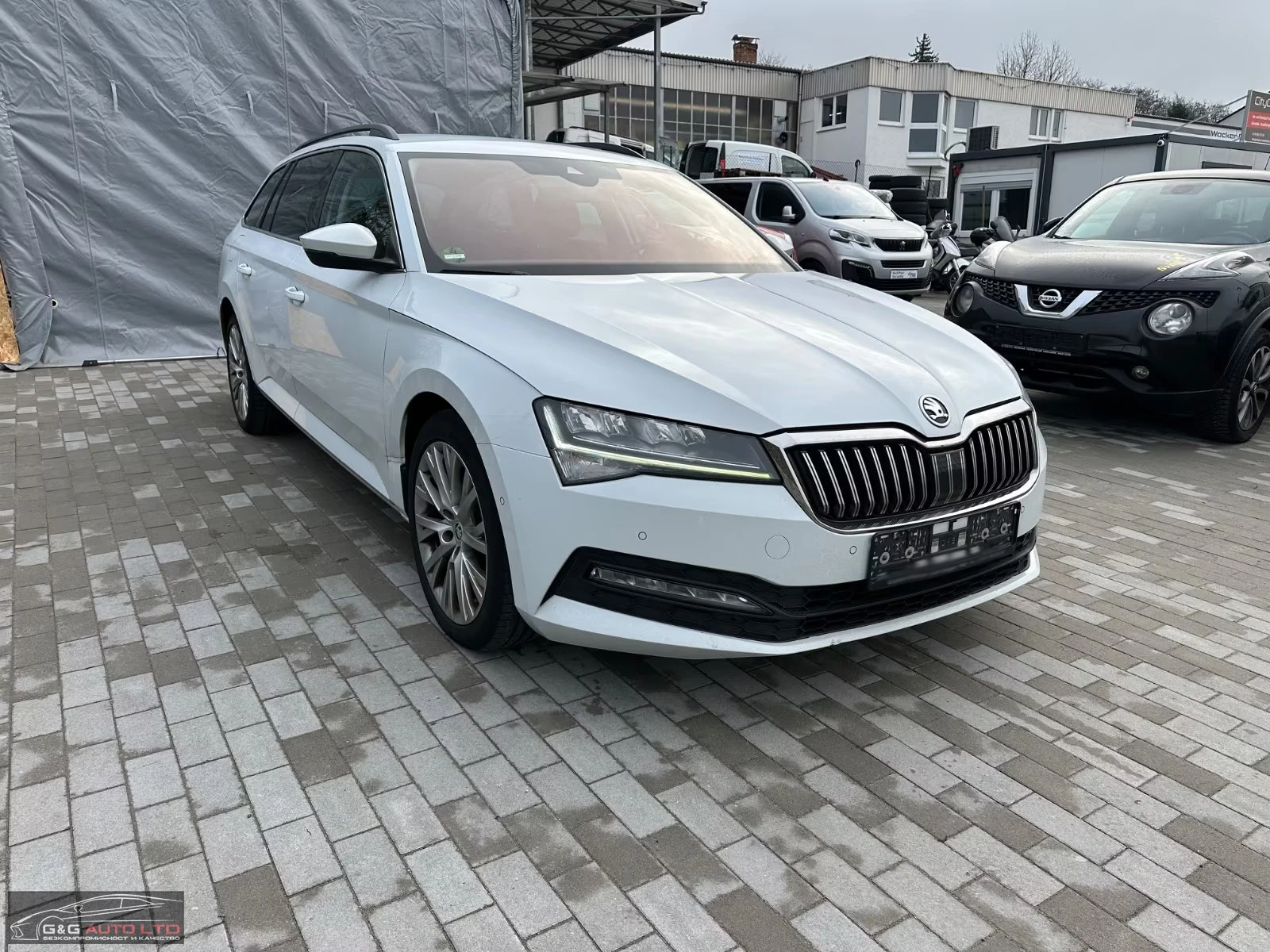 Skoda Superb AMBITION/150HP/CAM/AHK/NAVI/KLESS/ACC/691g - изображение 4