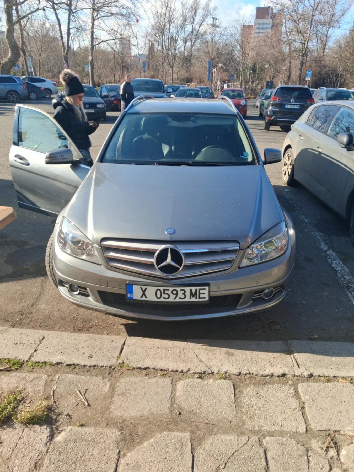 Mercedes-Benz 220 W - изображение 3