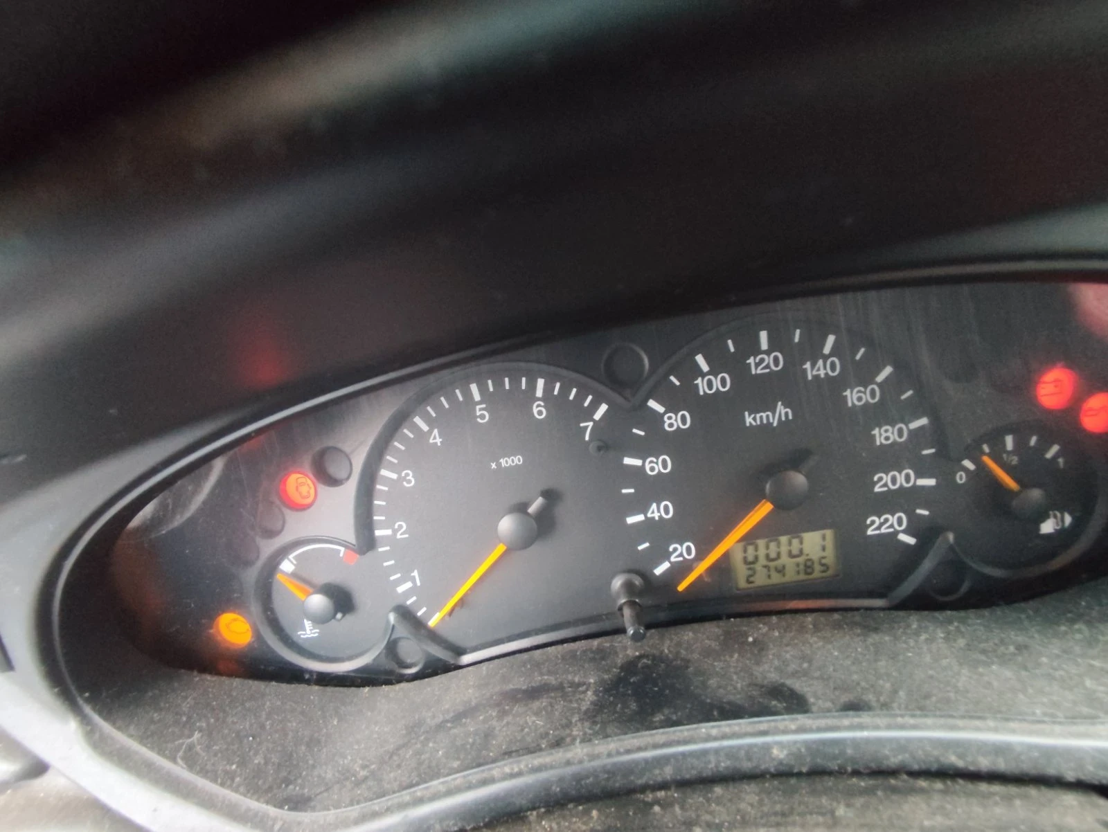 Ford Focus 1.6 газ - изображение 6