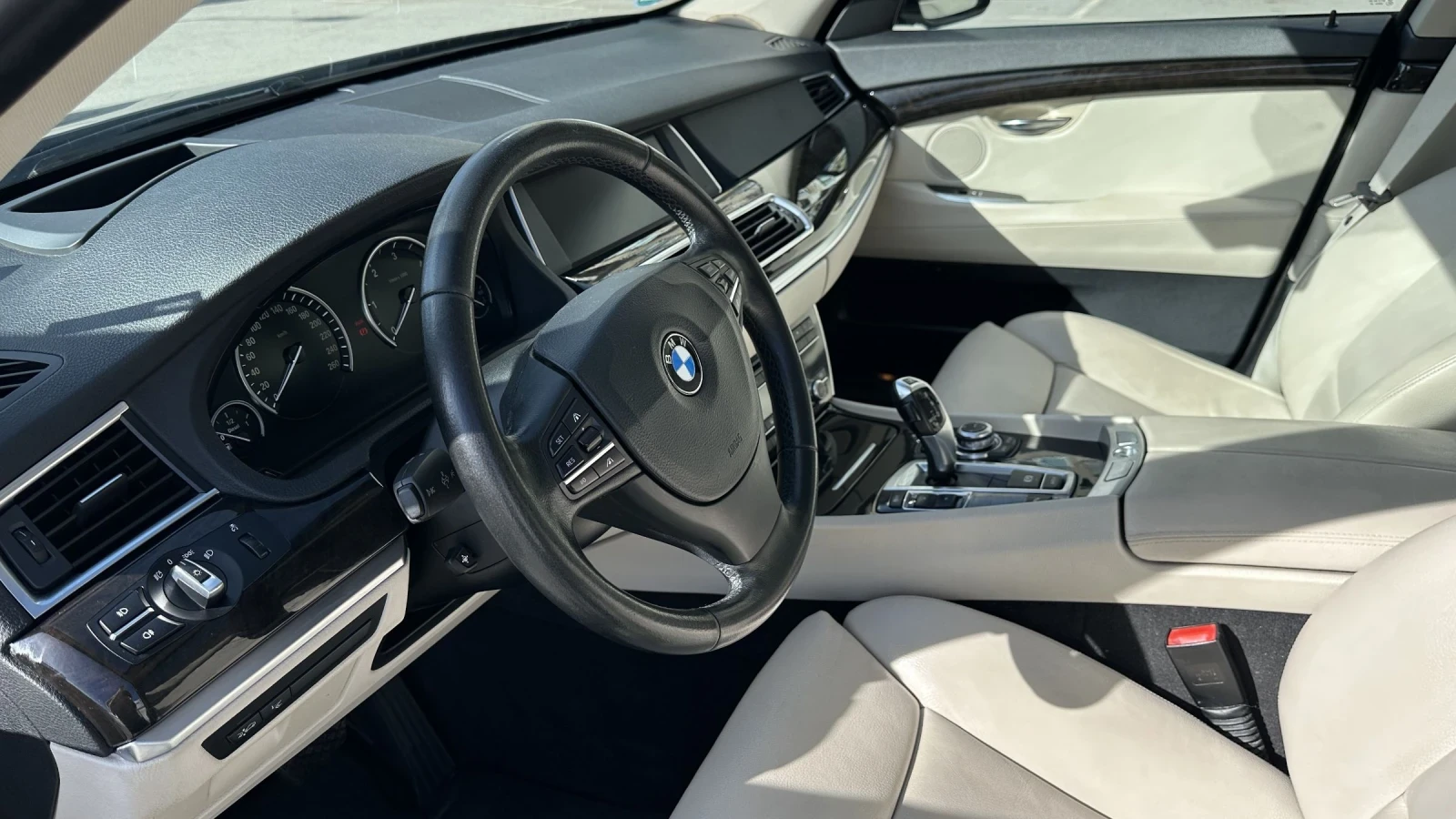 BMW 5 Gran Turismo 530d GT, снимка 10 - Автомобили и джипове - 53936270