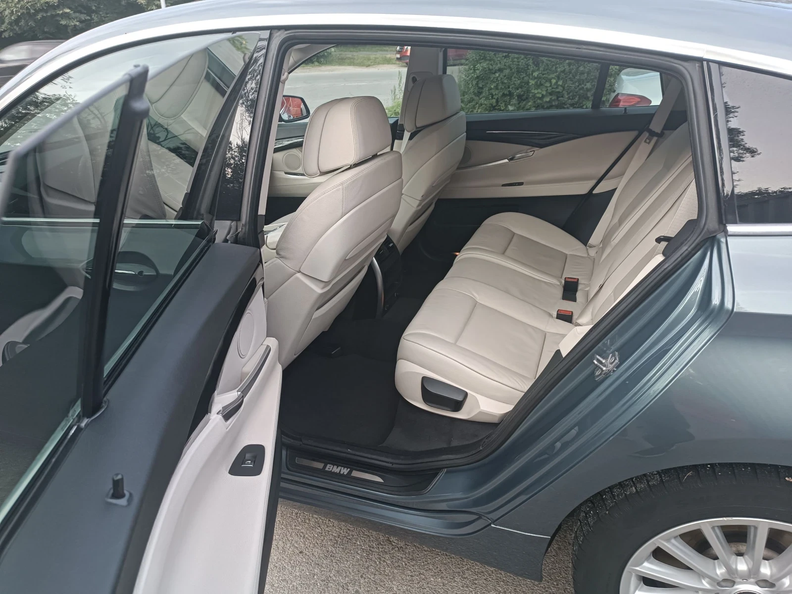 BMW 5 Gran Turismo 530d GT, снимка 8 - Автомобили и джипове - 53936270