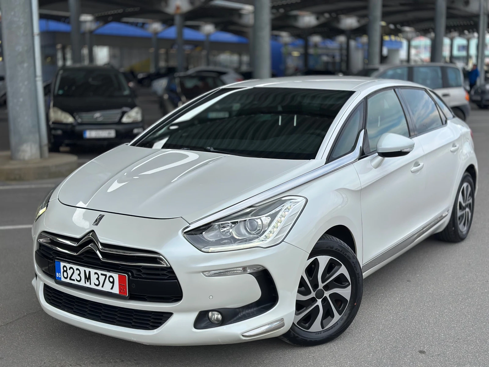 Citroen DS5 1.6HDI -AUTOMATIC 