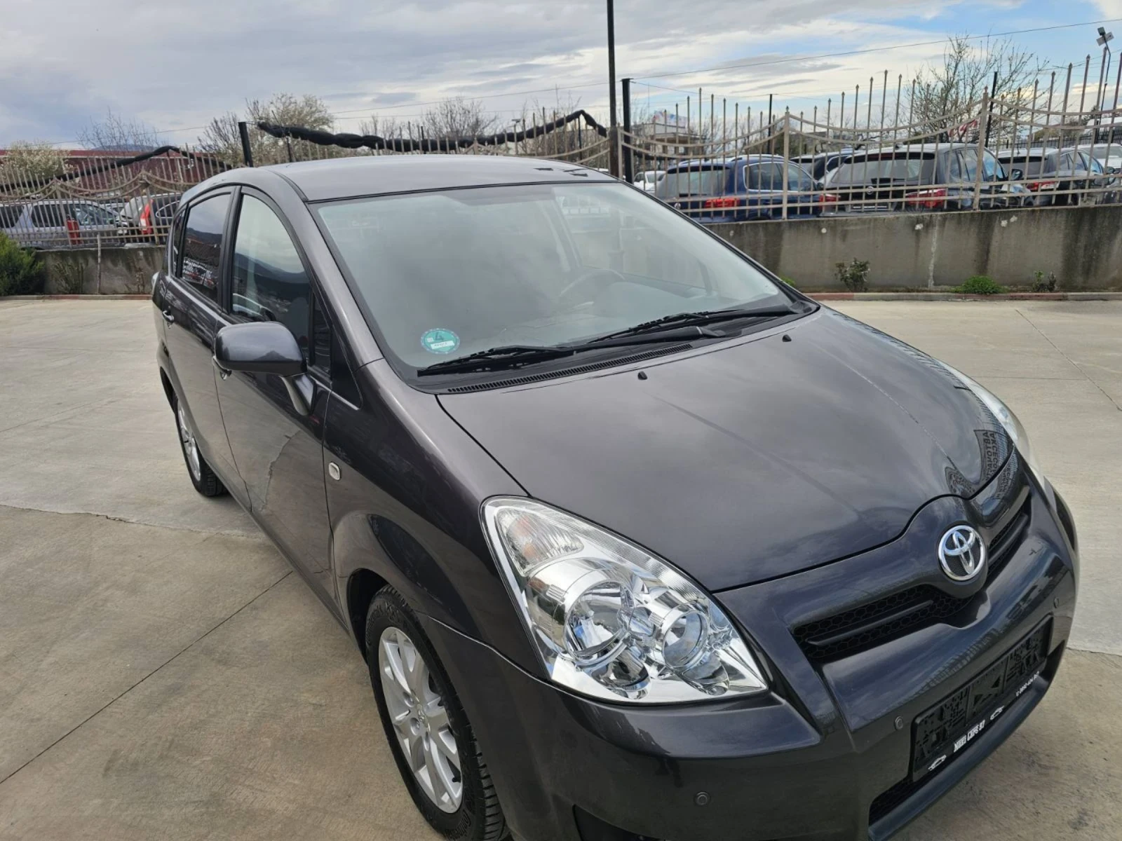 Toyota Corolla verso 1.8 vvti/ FACELIFT/ 7-МЕСТНА, снимка 8 - Автомобили и джипове - 54082744