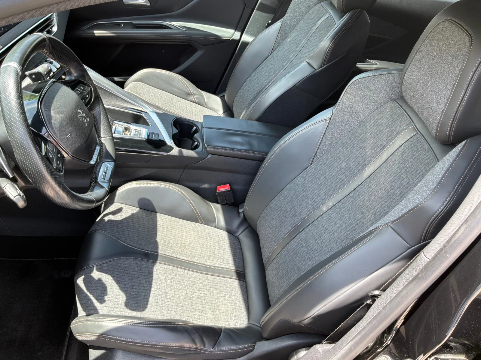 Peugeot 3008 1.6HDI 120k.с. GT-line Автоматик, снимка 8 - Автомобили и джипове - 54606924
